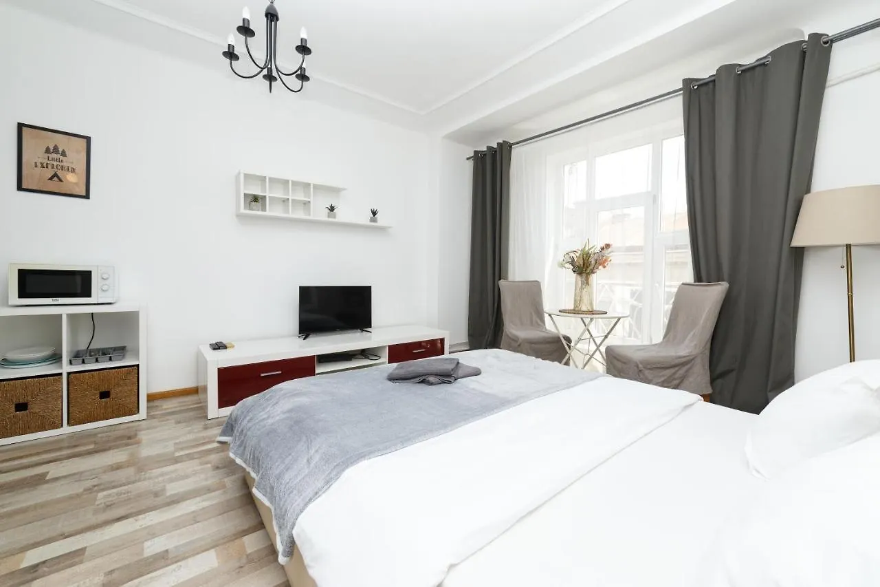 Color Apartments Street Blanari 12 Бухарест
